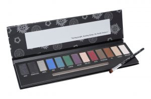 Kosmetik-forkælelse for Supernatural fans – Join the Hunt Eye shadow palette