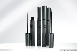 Lashcode eyelash serum anmeldelse. En kort historie om hvordan jeg begyndte at holde af mine vipper