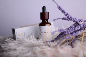 Nanoil Face Serum – vitamin C der lader mig fjerne mørke pletter!